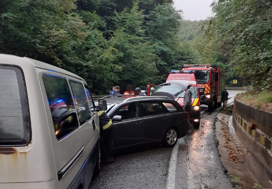 Un accident de circulație pe DN1E60 Cluj-Oradea a afectat traficul în zona Bucea