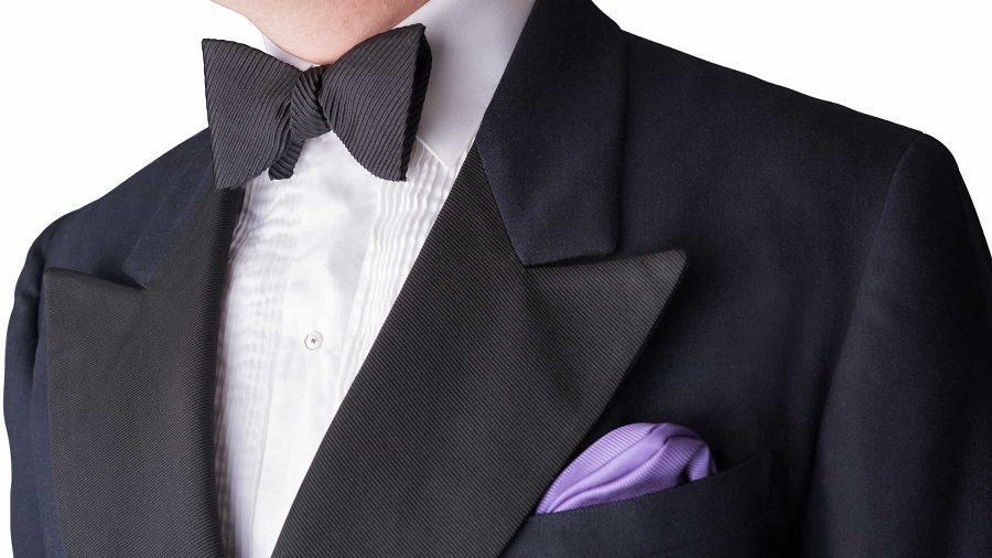 Black tie de Țebea: Falcă, Fifor și Dîlv, cei mai eleganți politicieni la costum! Intotero, Târziu și Gorcea la costum popular!