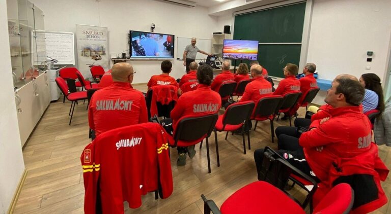 Echipamente noi de telemedicina vor fi instalate la bazele salvamont din Padiș și Stâna de Vale: Salvamontiștii bihoreni au fost instruiți
