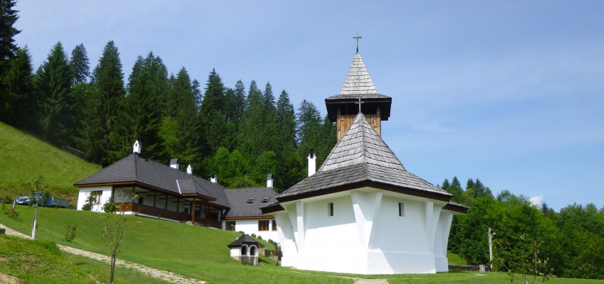 Mănăstirea Valea Bistrei un loc minunat din Apuseni, desprins din rai: Mănăstirea a fost schit de maici în trecut