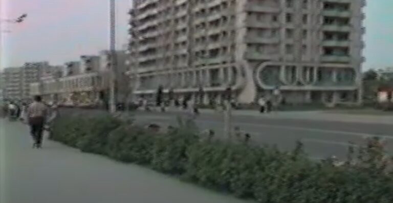 (VIDEO) Deva, 1988, imagini disparute: Cum era viața sub cetatea Devei în comunism?