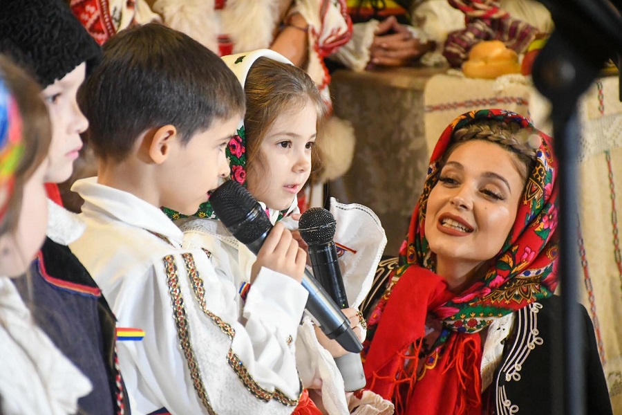 Bihorul Colindă, concerte de colinde în Beiuș, Ștei, Aleșd, Suncuiuș, Bratca, Dobrești, Tinca și Roșia