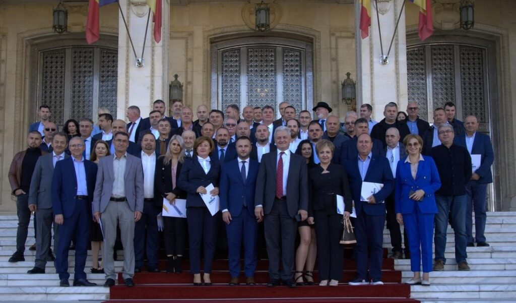 Țărăniștii intră în Alianța AUR. Ghidău: O să câștigăm alegerile din 2024 alături de aliații noștri!