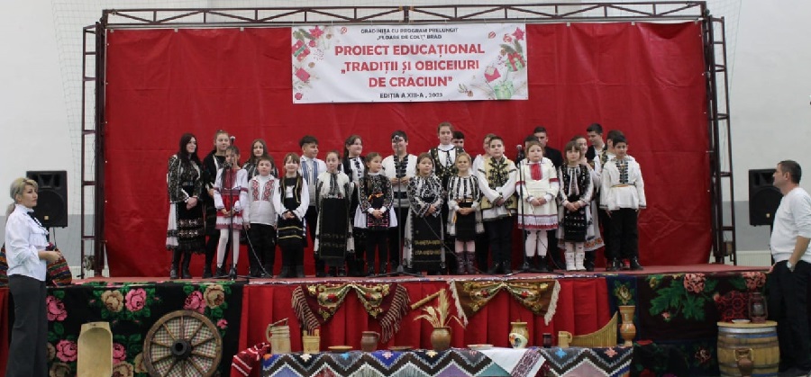 Spectacolul din cadrul Concursului Regional „Tradiții și obiceiuri de Crăciun” a ajuns la cea de-a XIII-a ediție