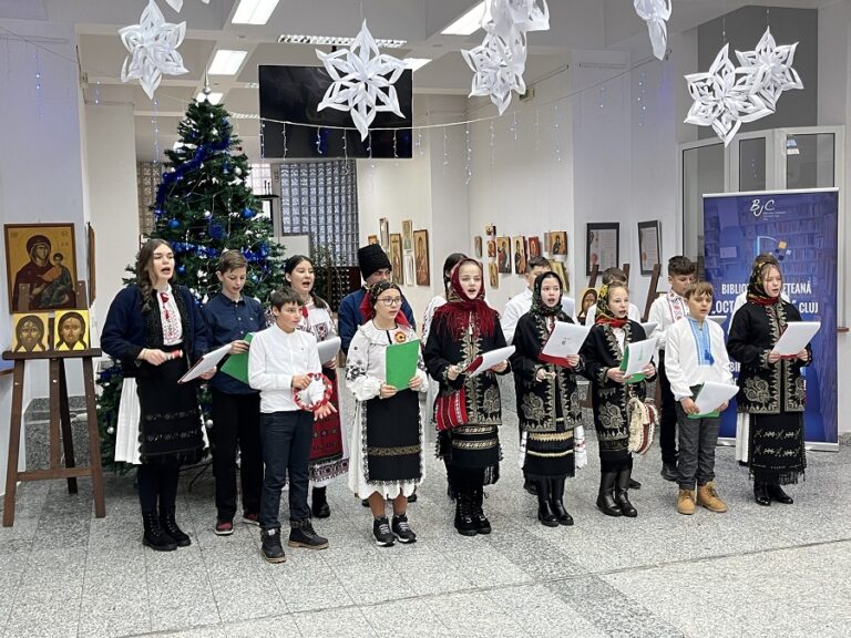 Elevii de la Școala Gimnazială Rîsca au colindat Centrul Județean pentru Conservarea și Promovarea Culturii Tradiționle Cluj