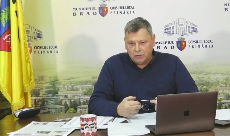 Florin Cazacu: În ianuarie sper să semnăm contractul de execuție a lucrărilor pentru conducta de transport agent termic la noul amplasament al centralei termice din Brad