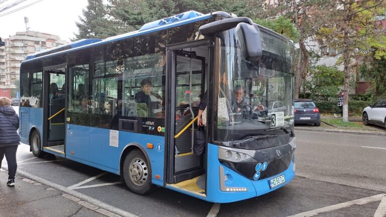 Programul transportului public local din Deva, în perioada de Crăciun și Anul Nou