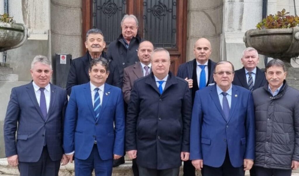 Gabriel Pleșa, primarul din Alba Iulia, se întoarce în PNL: „Când ai ocazia să te întorci la rădăcini, la matca în care te-ai format ca om politic, nu poate fi vorba de traseism, ci de o alegere înțeleaptă”
