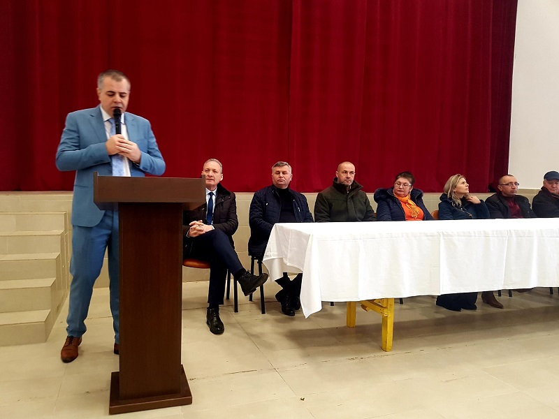 Viorel Matiș și Dan Marc au intrat în forță în 2024: Întâlnire cu cetățenii comunei Beliș