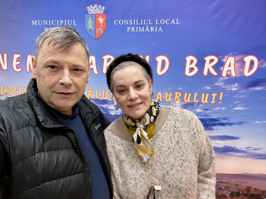 Florin Cazacu: La Cinema Zarand Brad vor avea loc spectacole de teatru în cea de a treia zi de joi a fiecărei luni