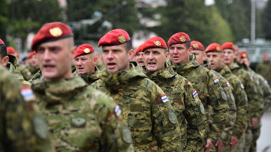 O țară europeană propune ca armata să redevină obligatorie: 70% din cetățeni susțin decizia!