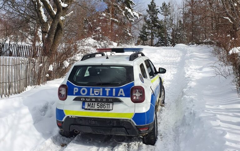 Ger și viscol în Ardeal și Crișana: Recomandări ale polițiștilor din Alba pentru participanții la trafic în condiții de vreme rea!