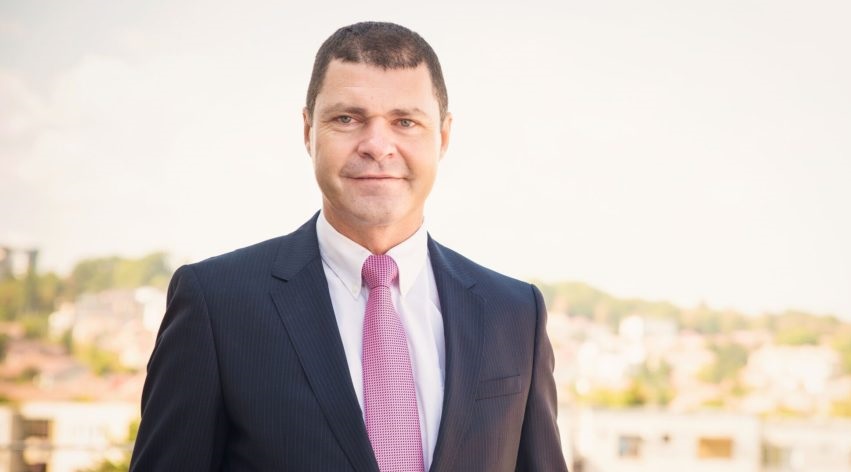 Cunoscut în București, necunoscut la Cluj: Radu Hanga, reales preşedinte al Bursei de Valori (BVB) pentru următorii patru ani