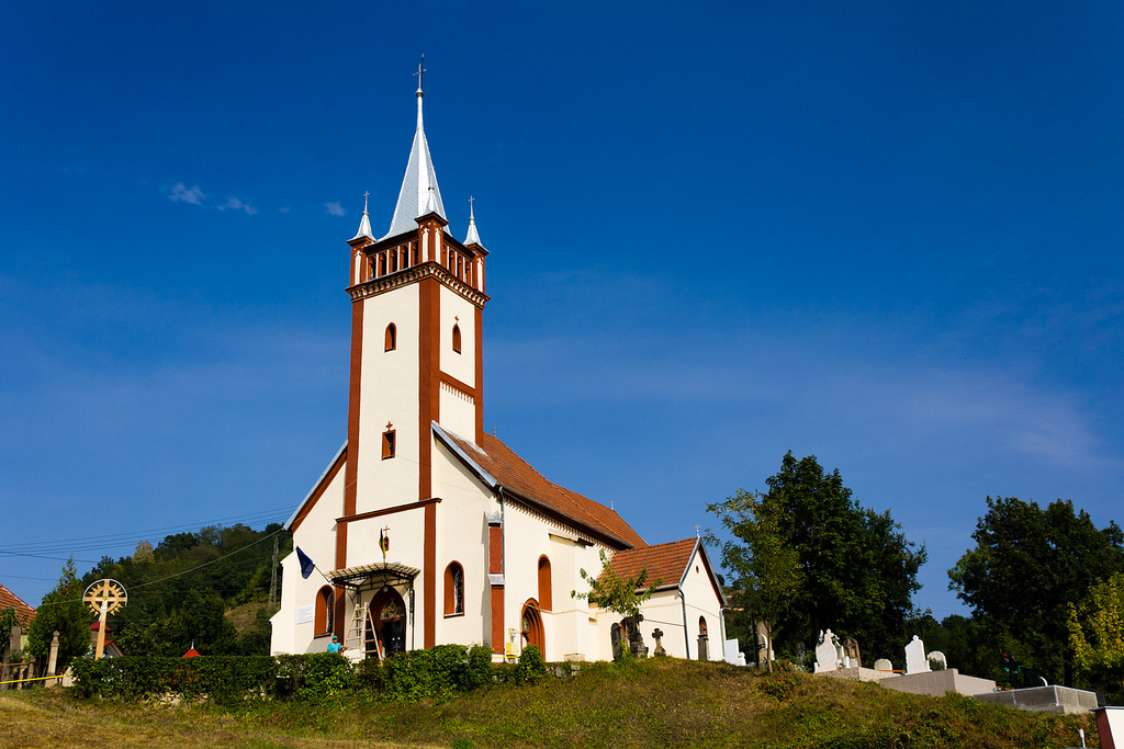 Biserica „Adormirea Maicii Domnului” din Zlatna, biserică veche românească zidită în stil gotic