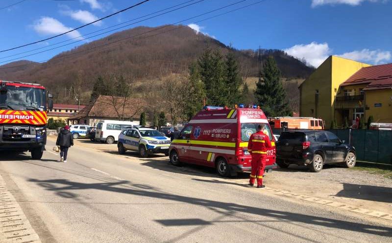 Incendiu la acoperișul centrului de recuperare şi reabilitare neuropsihiatrică din Remeți