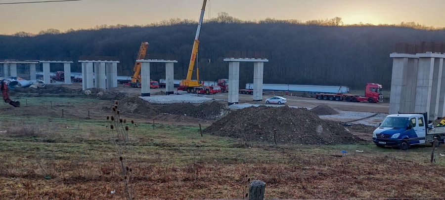 Ilie Bolojan: A început montarea primelor grinzi la viaductul dinspre Betfia al inelului metropolitan