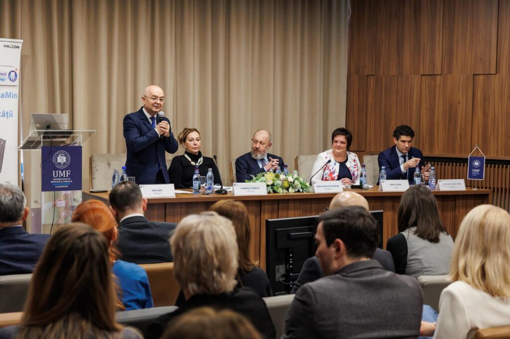 UMF Cluj le oferă clujenilor consultații stomatologice gratuite, cu ocazia Zilei Mondiale a Sănătății Orale