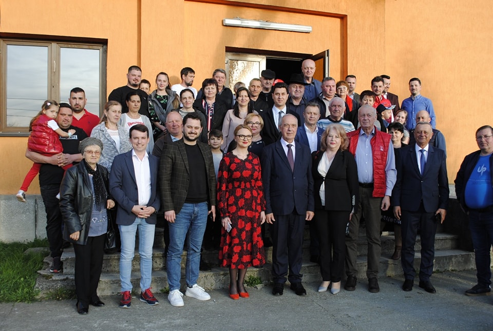 Larisa Claudia Coste, pariul PSD Hunedoara, pentru Zam: „Este simpatizată de oamenii din comună” anunță PSDiștii