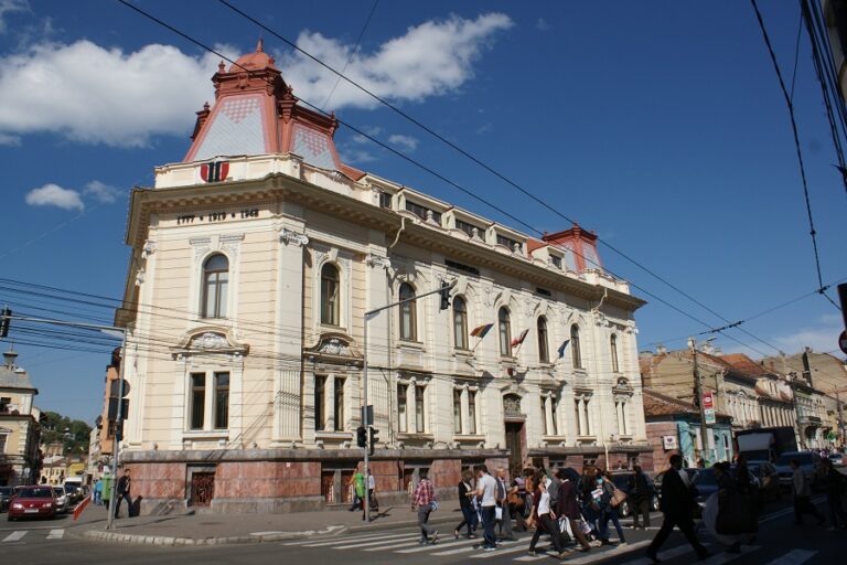 Universitatea Tehnică din Cluj-Napoca intră într-o nouă eră? În prologul competiției pentru rectorat, prof. Dan Micu câștigă o bătălie importantă