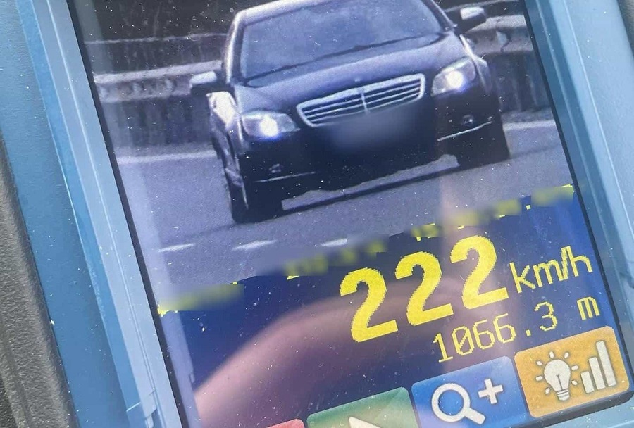 Radar pe autostrada A3 Turda-Borș: Se conduce nebunește, cu peste 200 de km/h, pe Autostrada Transilvania