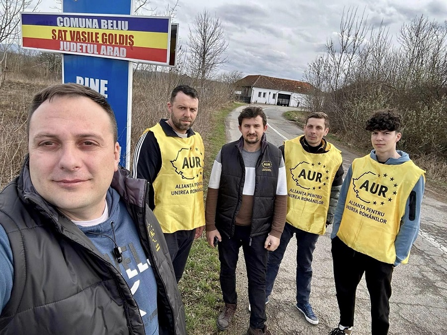 Naționaliștii de la AUR au colectat problemele arădenilor din Beliu: Au luat la pas fiecare sat!
