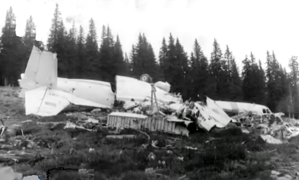 (VIDEO) Catastrofe aviatice în Apuseni, în 1940 şi 1970. La a doua catastrofă, securitatea a interzis sătenilor să urce pe munte!
