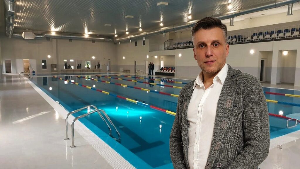 Cristi Luca: Un bazin didactic de înot este necesar  pentru elevii din Brad
