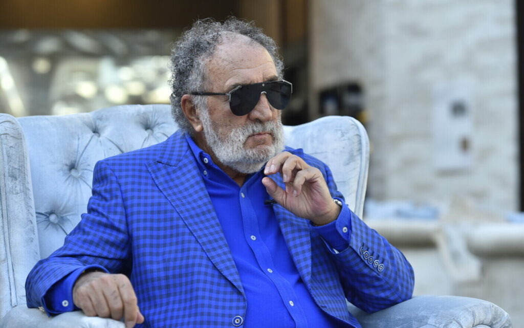 Ion Țiriac: Eu oameni săraci încă n-am văzut! Iar cei care nu pot să pună mâna pe-o mătură, aia e treaba lor!