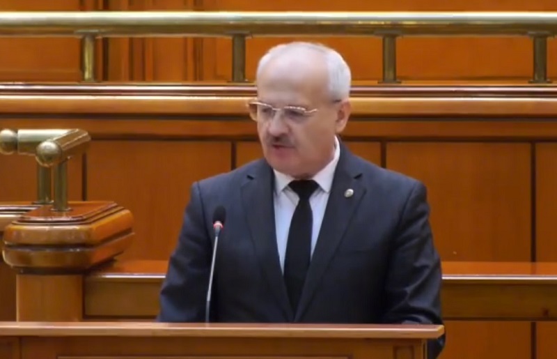 (VIDEO) Radu Tuhuț: Reabilitarea energetică a blocurilor din Abrud, Câmpeni și Baia de Arieș reprezintă o prioritate