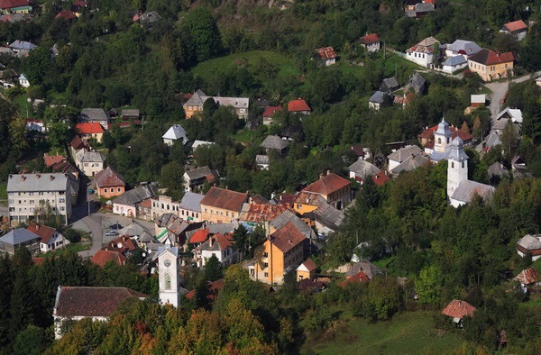 10,95 km de drumuri din Roșia Montană vor fi modernizate