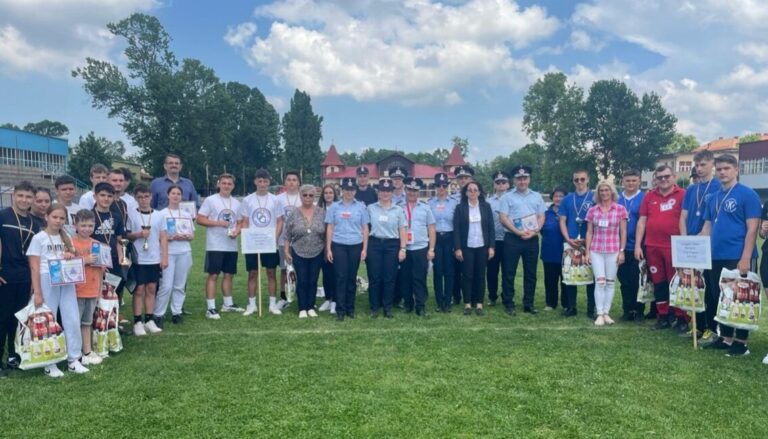 Elevii bihoreni sunt campionii etapei interjudeţene a concursului „Cu Viaţa Mea Apăr Viaţa”