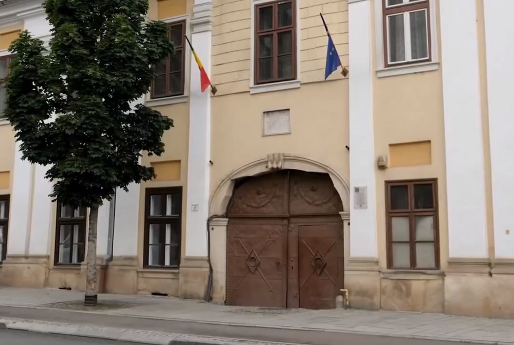(VIDEO) Casa unde a locuit Avram Iancu la Cluj pe vremea când era student. Emil Boc: „Vrem să arătam românilor locul în care a studiat la Cluj”