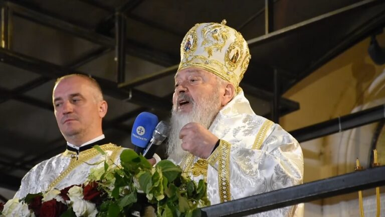 (VIDEO) Cuvântul de învățătură al ÎPS Andrei,  rostit în Noaptea de Înviere