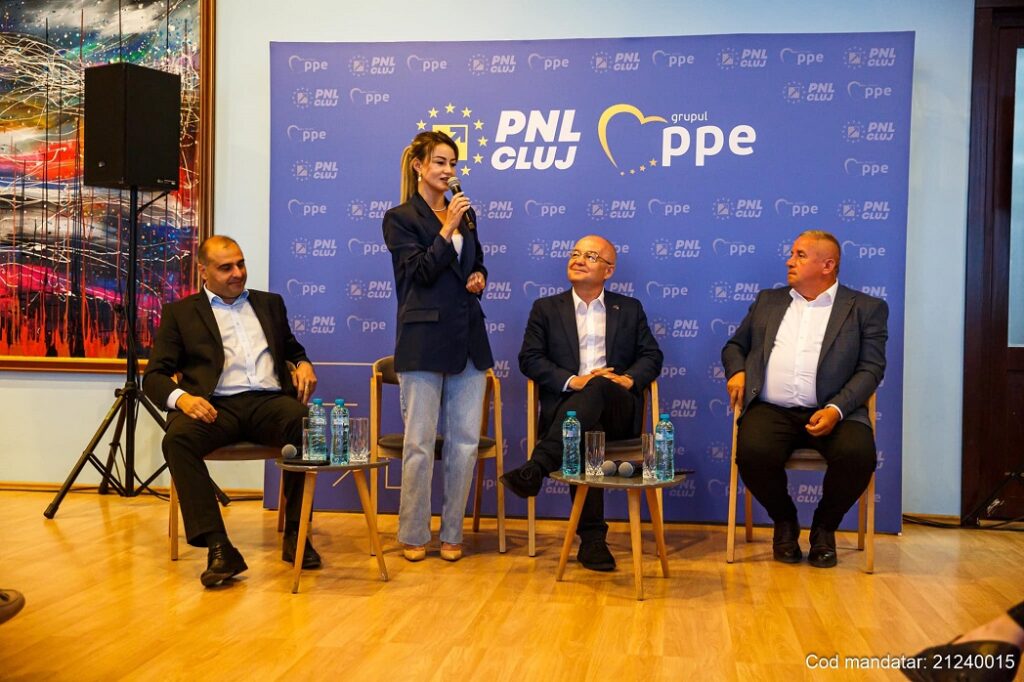 Peste 150 de tineri, la Cafeneaua Liberală, față în față cu candidații PNL Cluj la alegerile locale și europarlamentare