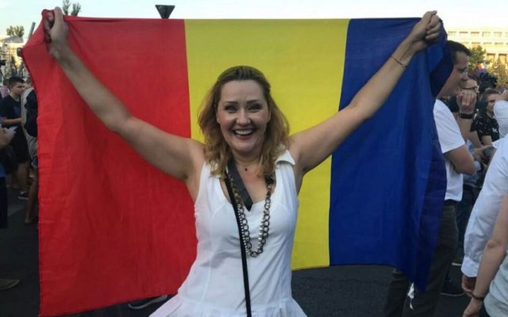 USR la răscruce de destin politic. Habemus Elena Lasconi? Ce tabere se înfruntă în USR?