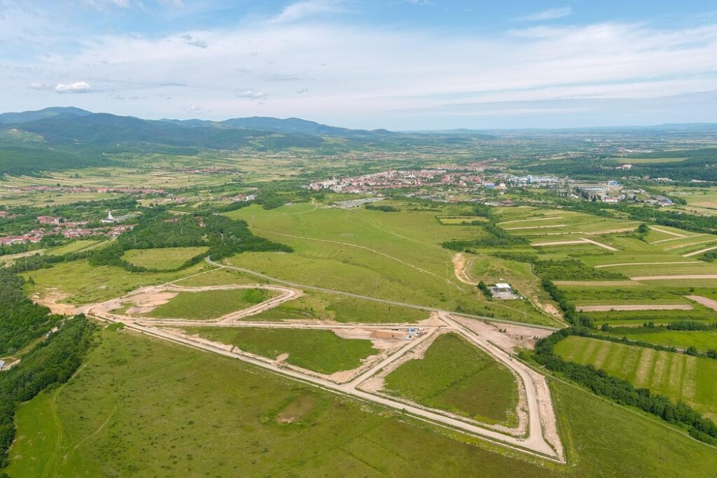 Investitorii sunt așteptați în Bihor: 56 de parcele în Parcurile Industriale din Aleșd, Ștei, Beiuș și Marghita