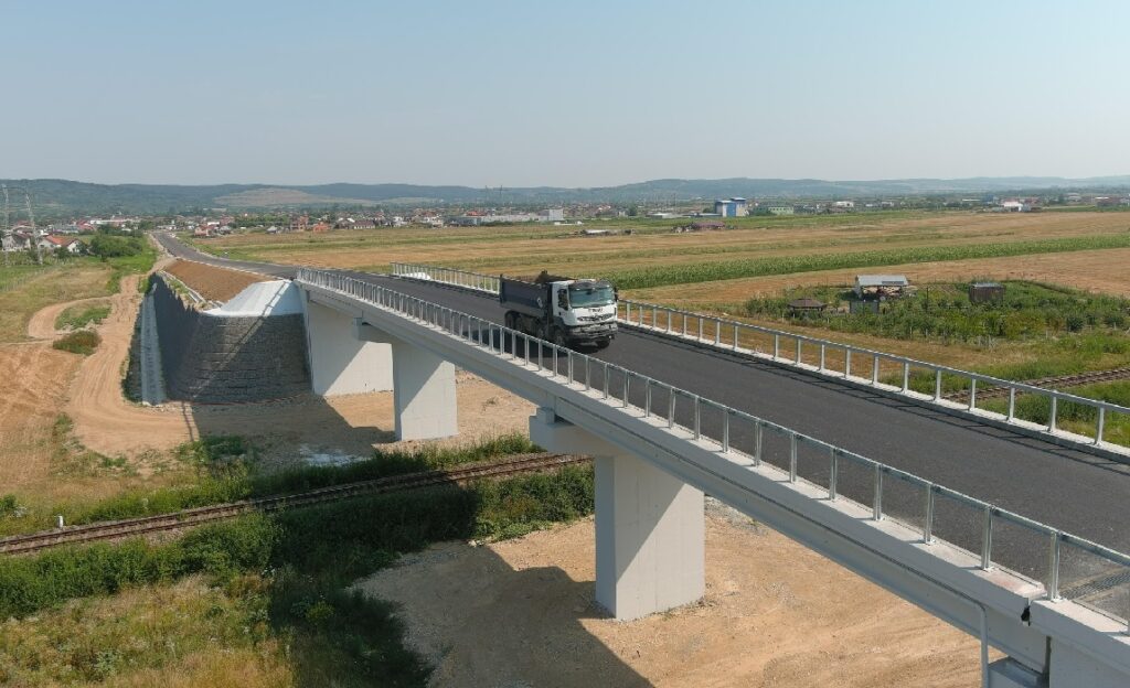 Bihor, zici că ești în Bavaria, nu în România, la capitolul finalizări drumuri: Lucrările la Centura Oșorhei vor fi finalizate în următoarele două săptămâni