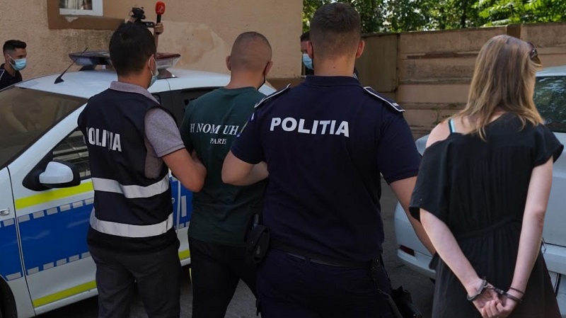 Se iubeau, apoi prăduiau! Bonnie & Clyde de Mureș au fost reținuți pentru un furt în Aiud