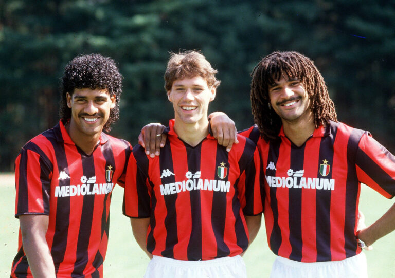 Generația olandezilor zburători, Gullit, Van Basten și Rijkaard de la AC Milan din anii 90`