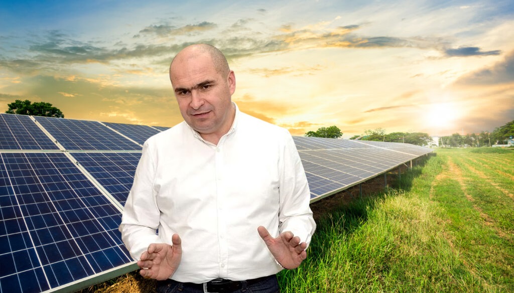 Parc fotovoltaic la Aeroportul Oradea. Ilie Bolojan: Producția medie anuală de energie electrică din surse regenerabile este estimată la peste 6.000 MWh