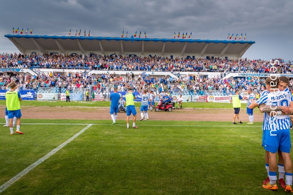 Stadionul „Michael Klein” devine Stadionul „Corvinul 1921 Hunedoara”