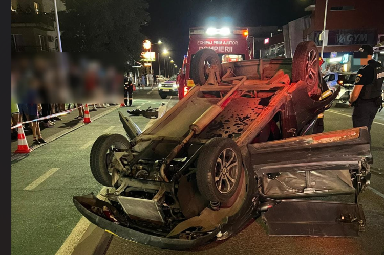 Un accident dramatic a avut loc în Florești, unde trei mașini s-au ciocnit violent: Doi tineri au ajuns la spital!