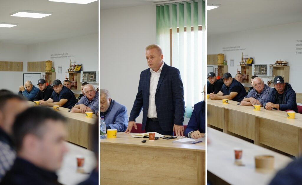 Întâlnire de lucru privind pesta micilor rumegătoare între crescătorii de animale din Cluj și vicepreședintele ANSVSA, Dr. Ioan Oleleu: „Avem nevoie de unitate în rândul crescătorilor de ovine pentru a depăși acest moment dificil”
