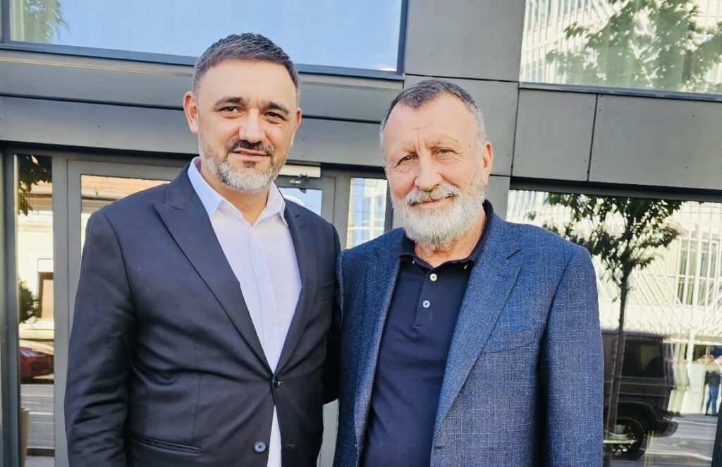 Claudiu Ghencian: PSD nu va susține legea cu dedicație pentru Iohannis! I-au ajuns 10 ani de dormit!