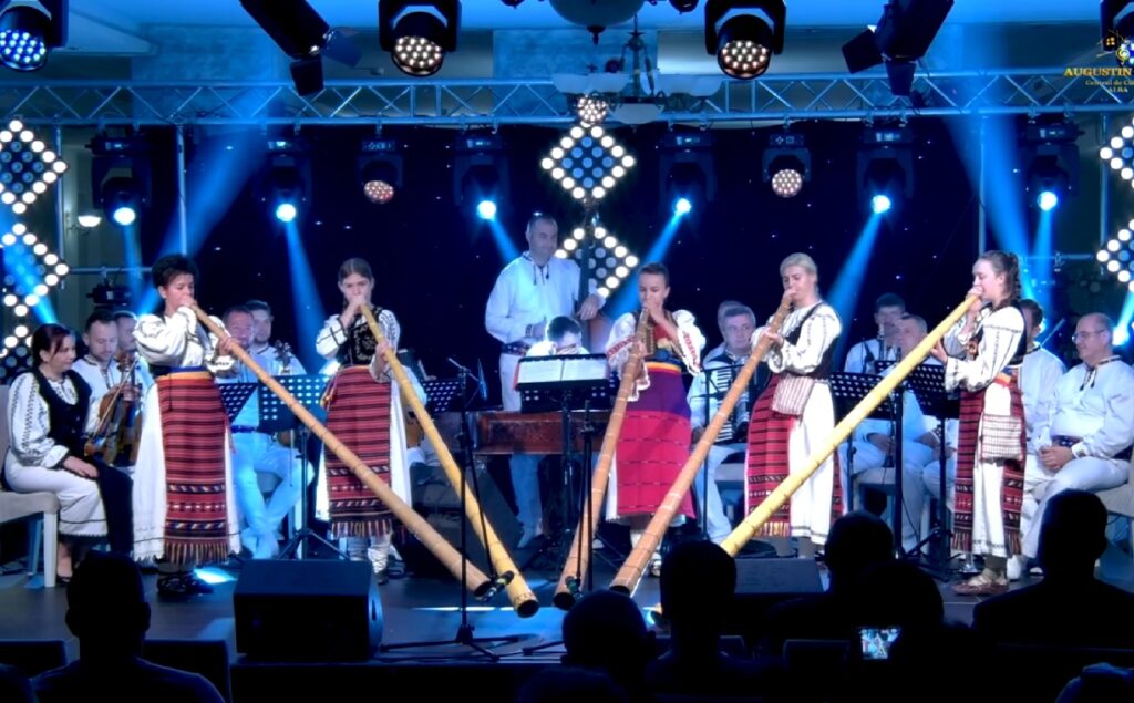 Andrei Târziu este câștigătorul ediției a XXXVII-a a Festivalului Naţional de Folclor „Sus, sus, sus la moţi, la munte” din Câmpeni