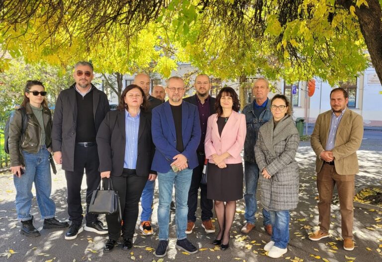 USR Bihor a depus candidaturile la Parlament. Silviu Dehelean și Daniel Palaghianu sunt în pole position!