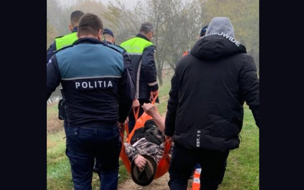 Un varstnic din Brad a fost găsit de polițiști după ce l-au cautat o noapte