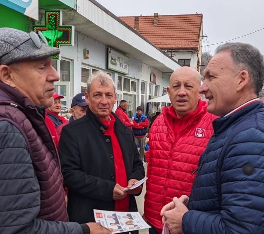 Răzvan Ciortea și Alexandru Cordoș propun o lege pentru a simplifica achizițiile de produse agricole de la micii producători către persoanele juridice