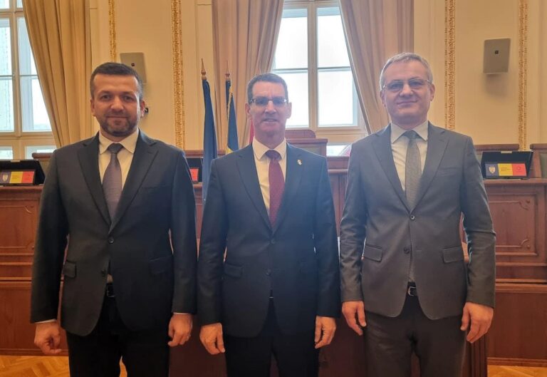 Ambasadorul Israelului în România, în vizită oficială la Oradea