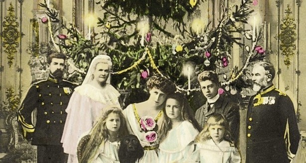 Primul brad care a fost împodobit în România a fost la curtea regelui Carol I, în anul 1866